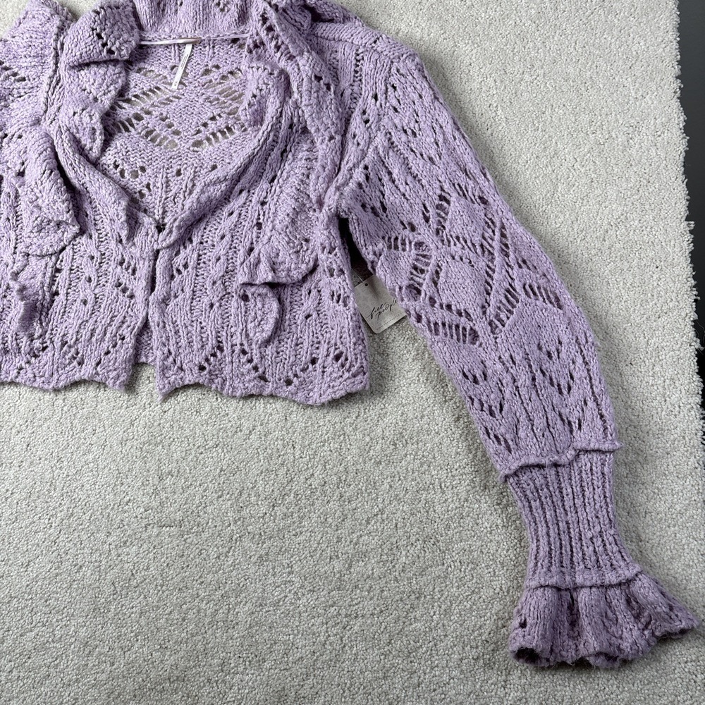 Free People Avery Crop Cardigan Orchid Dust Women's Medium Crochet Purple NWT - Picture 9 of 16